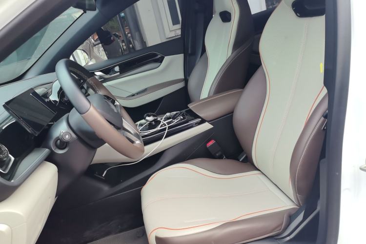 Used BYD Qin PLUS 2024 Honor Edition EV 420KM Beyond Model