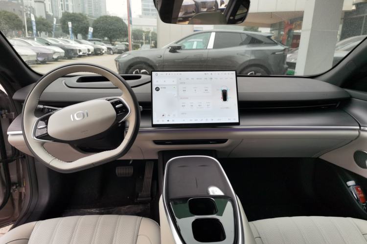 Used Qiyuan A07 2026 Model Ultra-Long Blue Whale Pure Electric 730 Flagship Edition
