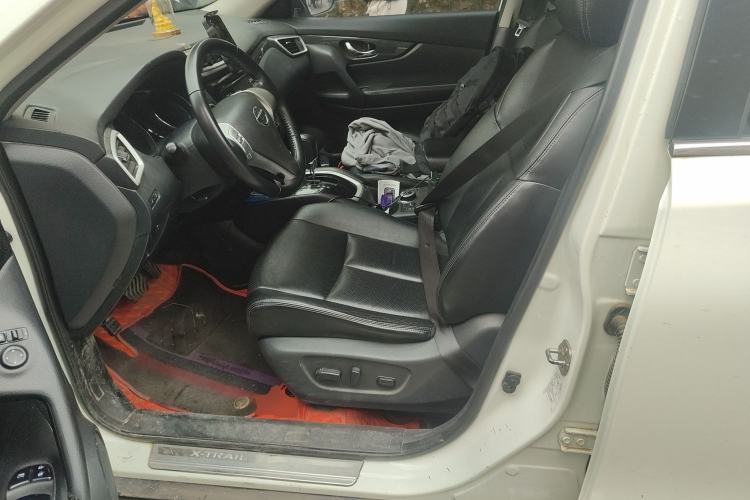 Used Nissan X-Trail 2014 2.5L CVT Luxury Edition 4WD
