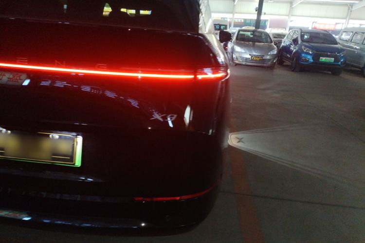 Used XPeng X9 2025 740 Ultra-Long Range Max
