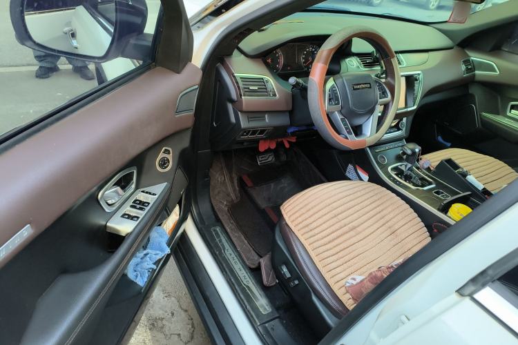 Used Land X7 2016 2.0T Panoramic Prestige Edition