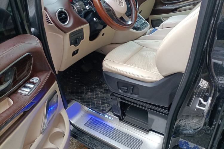 Used Mercedes-Benz Vito 2020 2.0T Business Version 7 Seats