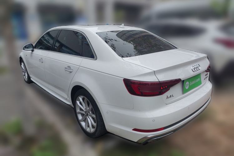 Used Audi A4L 2019 40 TFSI Fashion Edition China VI Emission Standard