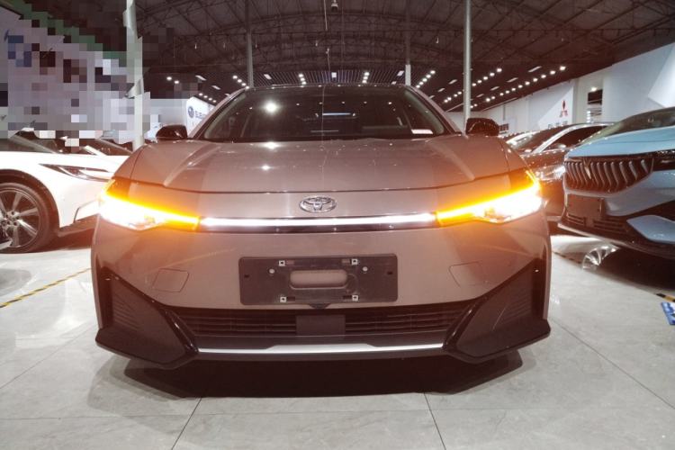 Used Toyota bZ3 2023 616 km Long-Range Premium
