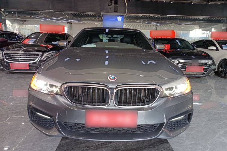 Used BMW 5 Series (Import) 2019 525i M Sport Package
