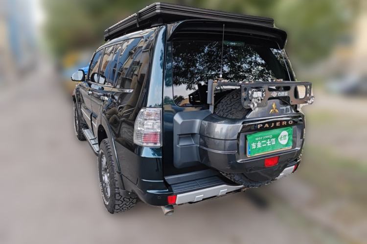 Used Mitsubishi Pajero 2018 3.0L Automatic Luxury Edition Rear Left 45 Deg