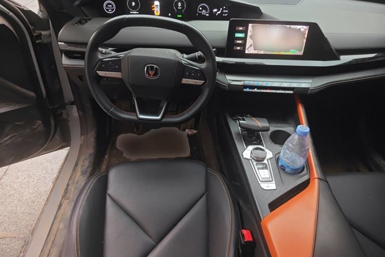 Used Changan UNI-V iDD 2023 ZhiDian iDD 1.5T 113km Smart & Fun Version