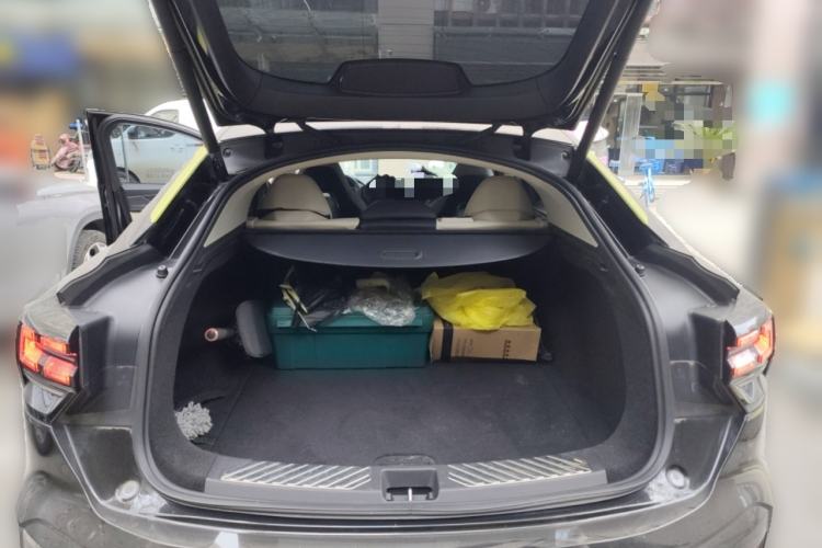 Used Lynk & Co 05 2020 2.0TD Two-Wheel Drive Zhaoyang Plus Trunk