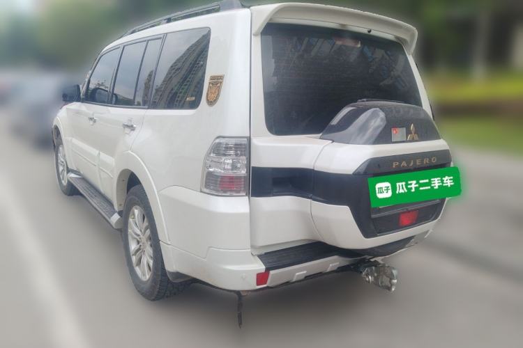 Used Mitsubishi Pajero  Rear Left 45 Deg