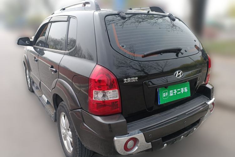 Used Hyundai Tucson 2009 2.0L Automatic Two-Wheel Drive with Sunroof