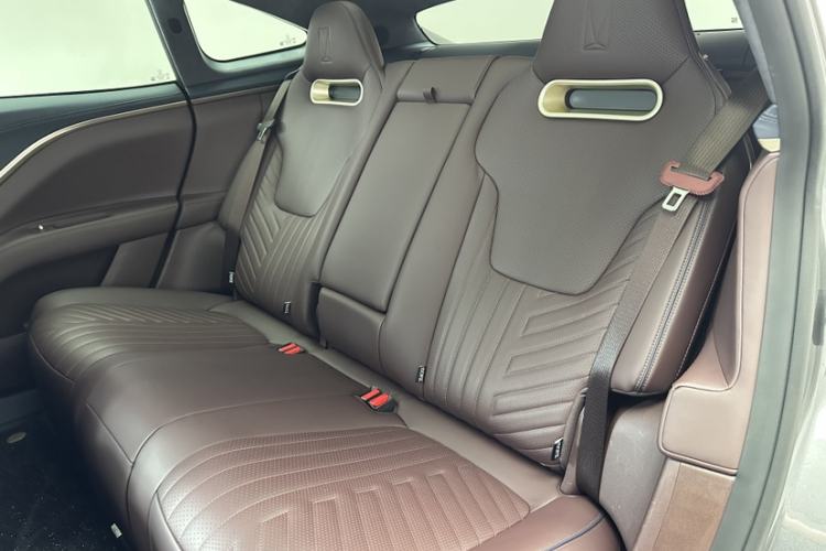 Used Avatr 11 2023 HarmonyOS Version Smart Enjoyment Upgrade Model 90-Degree Rear-Wheel Drive Edition Interior 3