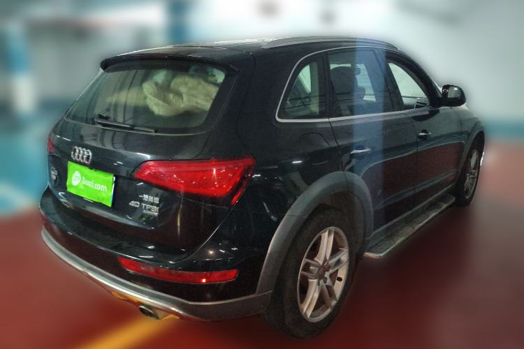 Used Audi Q5 2017 Plus 40 TFSI Technology Model
