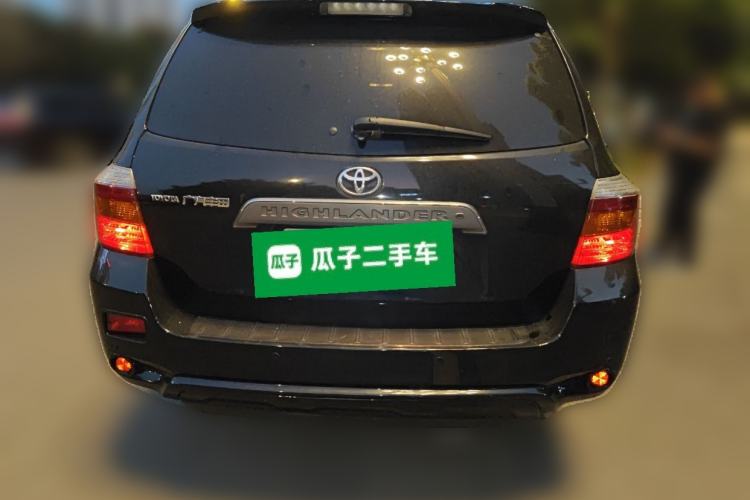 Used Toyota Highlander 2011 2.7L Two-Wheel Drive 7-Seater Luxury Edition