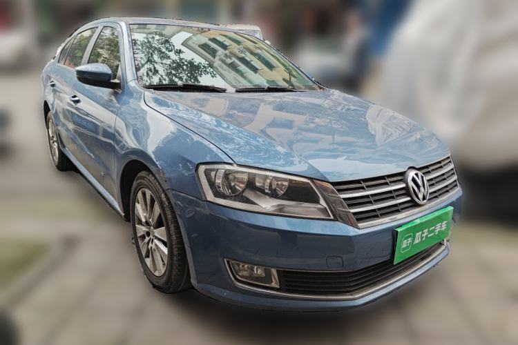 Used Volkswagen Lavida 2013 Revised Version 1.4 TSI DSG Comfort Edition Front Right 45 Deg
