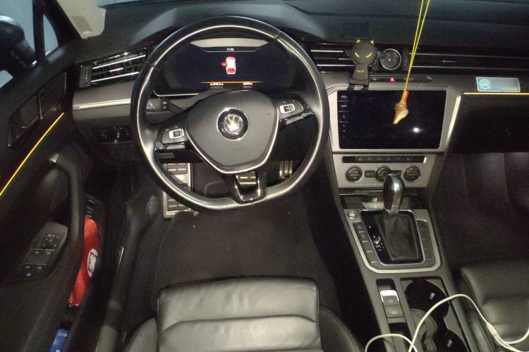 Used Volkswagen Variant 2018 380TSI Four-Wheel Drive Longitudinal Version