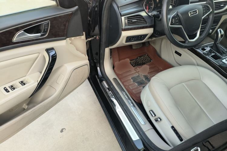 Used Zotye Z700 2016 1.8T DCT Elegant Version Driver Seat