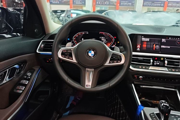 Used BMW 3 Series 2020 Restyled 325i M Sport Night Edition Package Steering Wheel