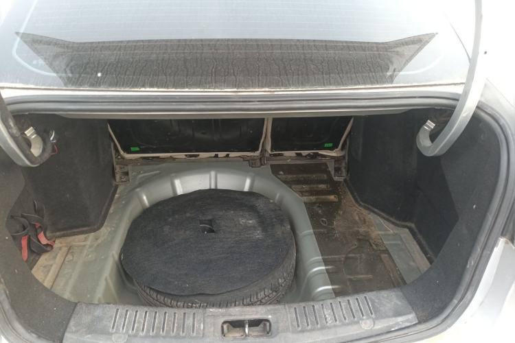 Used Ford Fiesta 2009 Sedan 1.5L Automatic Fashion Edition Trunk