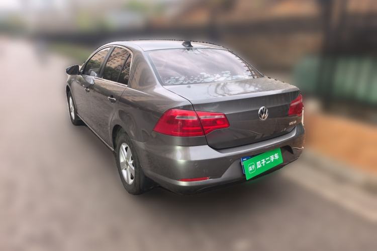 Used Volkswagen Bora 2013 1.6L Manual Fashion Edition
