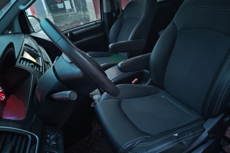 Used SAIC MAXUS G10 2019 PLUS 2.0T Automatic Elite Edition China V Standard Left Front Seat