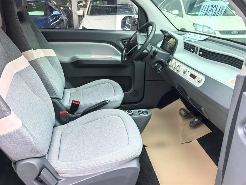 Used Wuling Hongguang MINIEV 2021 Macaron Premium Model – Lithium Iron Phosphate — 21
