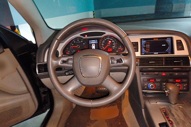 Used Audi A6L 2011 2.0 TFSI Automatic Standard Edition Steering Wheel