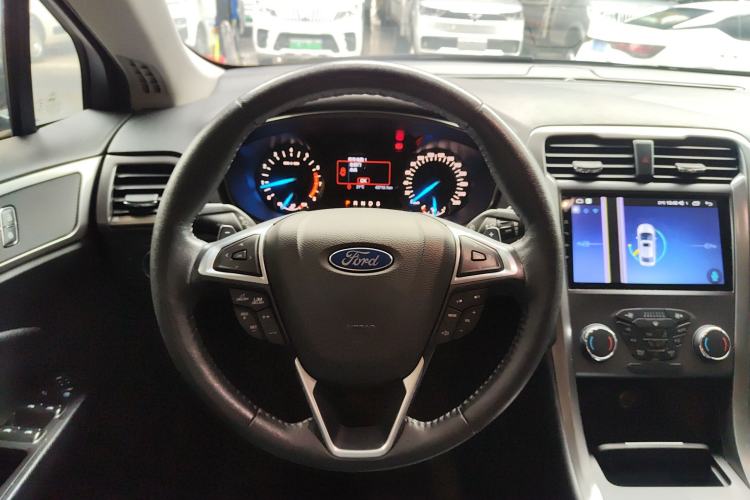 Used Ford Mondeo 2018 EcoBoost 180 Smart Control Fashion Model China VI Standard
