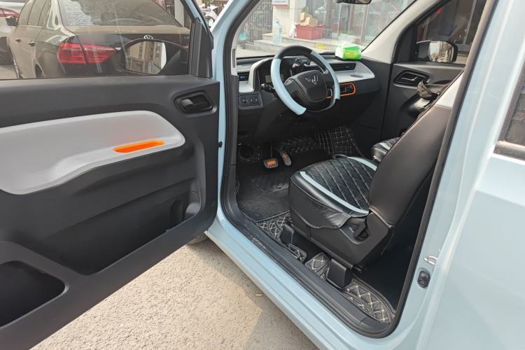 Used Wuling Hongguang MINIEV 2022 Easy Version Lithium Iron Phosphate