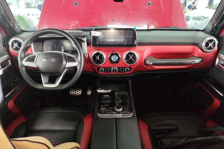 Used BAIC Off-Road BJ40 2020 2.0T Automatic Two-Wheel Drive Urban Hunter Edition Chivalrous Type
