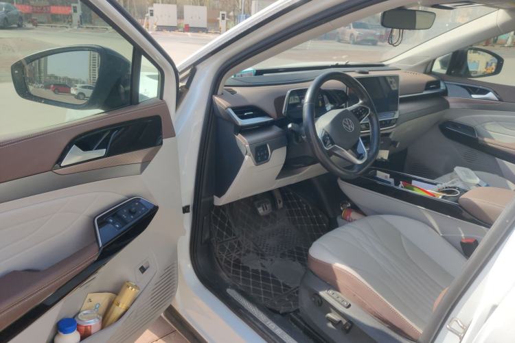 Used Volkswagen ID.6 X 2021 Pro Smart Long-Range Edition
