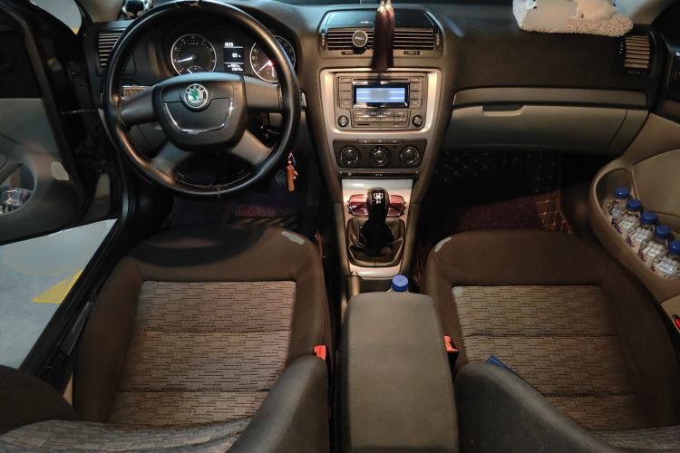 Used Skoda Octavia 2010 1.6L Manual Eado Edition
