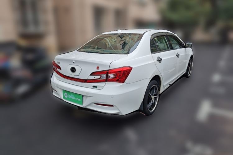 Used BYD Qin New Energy 2014 1.5T Cool Black Knight Flagship Model
