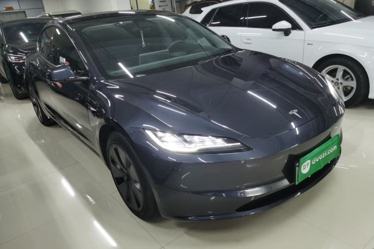 Used Tesla Model 3 2023 Rear-Wheel-Drive Version
