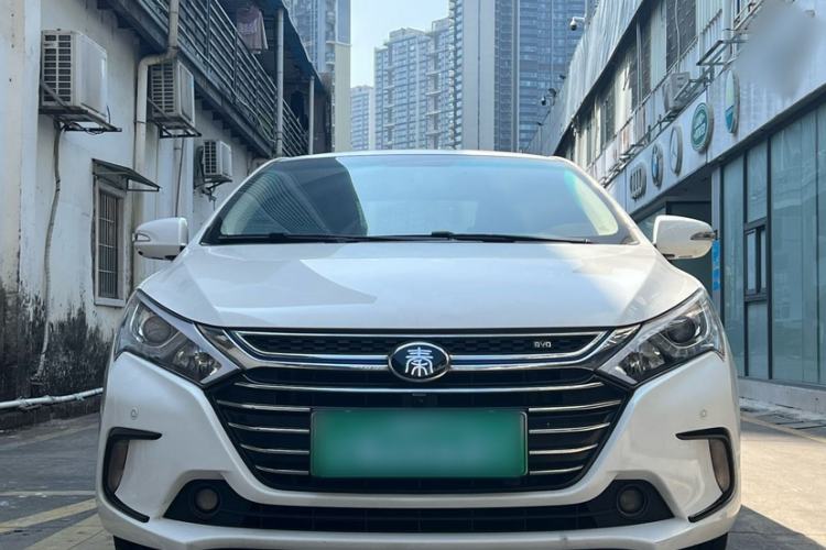 Used BYD Qin New Energy 2017 1.5T Luxury Model