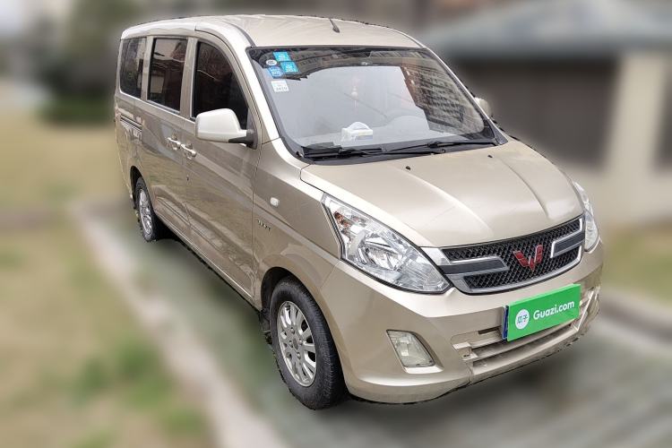 Used Wuling Rongguang V 2018 1.5L Standard Version Front Right 45 Deg