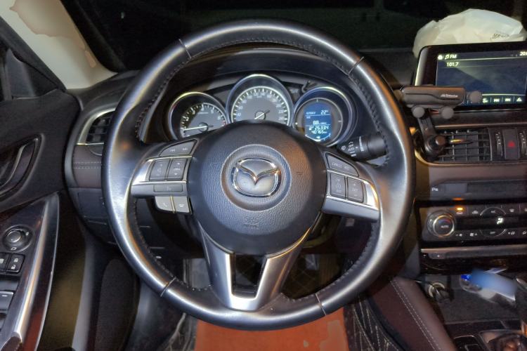 Used Mazda Atenza 2015 2.0L Blue Sky Luxury Edition
