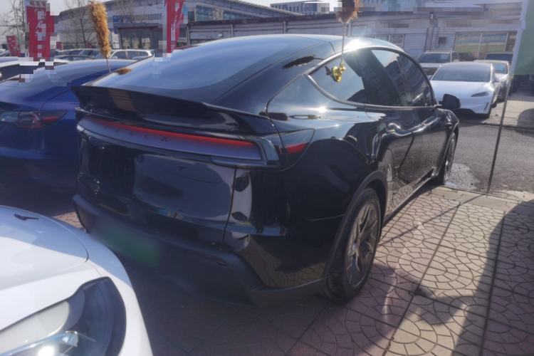 Used Tesla Model Y L 2025 Model Long-Range All-Wheel-Drive Version
