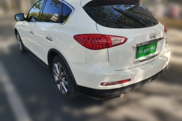 Used Infiniti EX 