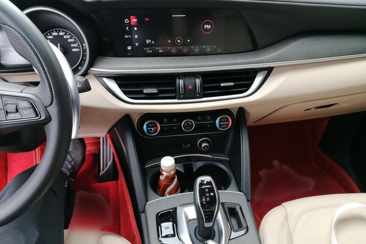 Used Alfa Romeo Stelvio 2021 2.0T 280HP Luxury Edition
