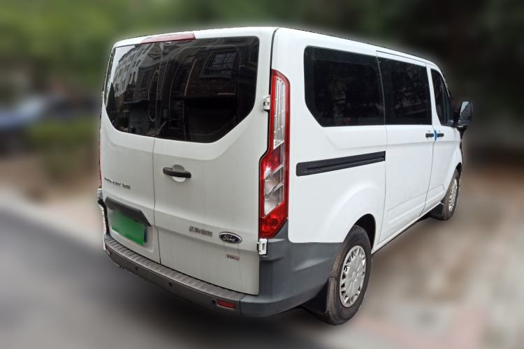 Used Ford Transit 2017 2.0T Diesel Multi-Purpose Commercial Vehicle Short Wheelbase Low Roof China IV Standard