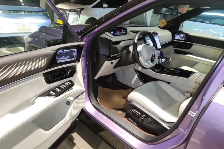 Used Honda P7 2025 Four-Wheel Drive Long-Range Max Driver Seat