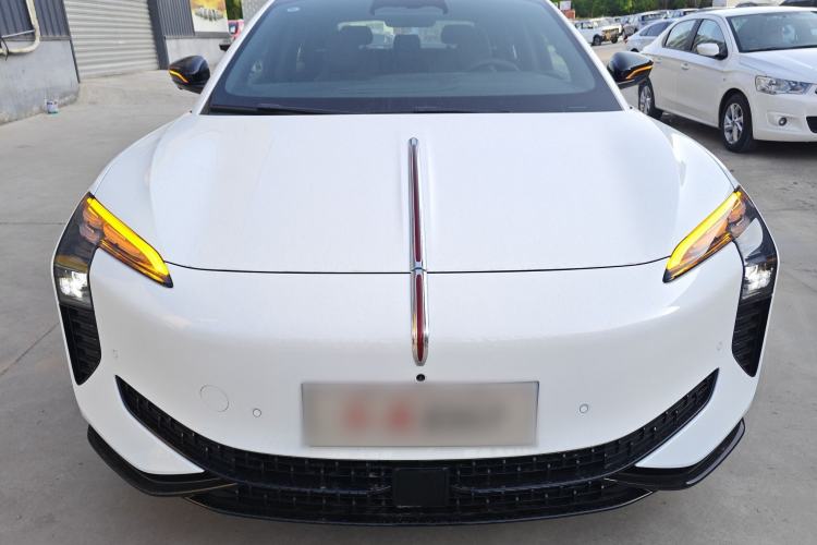 Used Hongqi EH7 2025 600 Smart Selection Edition
