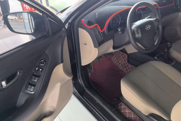 Used Hyundai Celesta 2011 1.6L Manual Comfort Edition Driver Seat