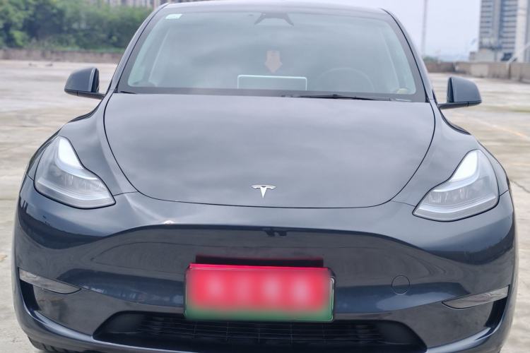 Used Tesla Model Y 2024 Long-Range All-Wheel-Drive Version