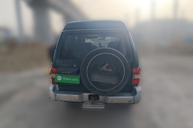 Used Leopaard 6481 2009 2.2L Manual Two-Wheel Drive
