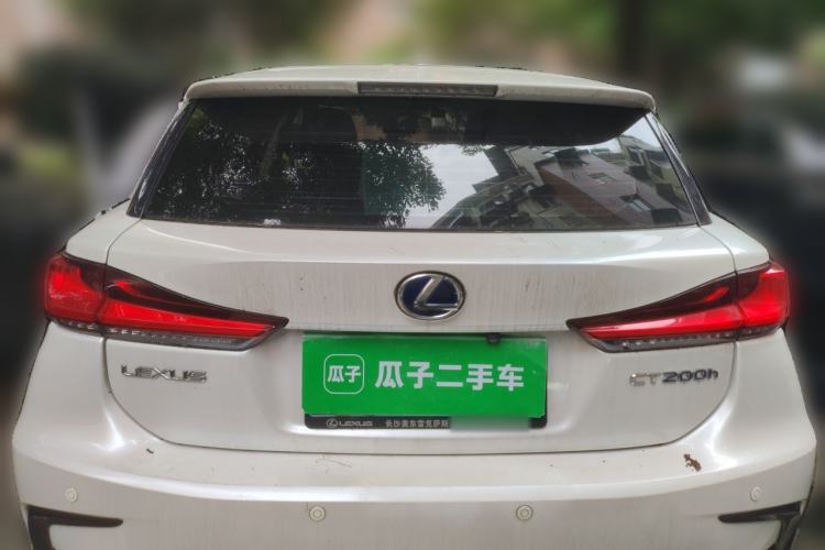 Used Lexus CT 2017 CT200h Elite Edition Monotone China VI