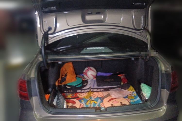 Used Volkswagen Sagitar 2015 230TSI Automatic Luxury Model Trunk