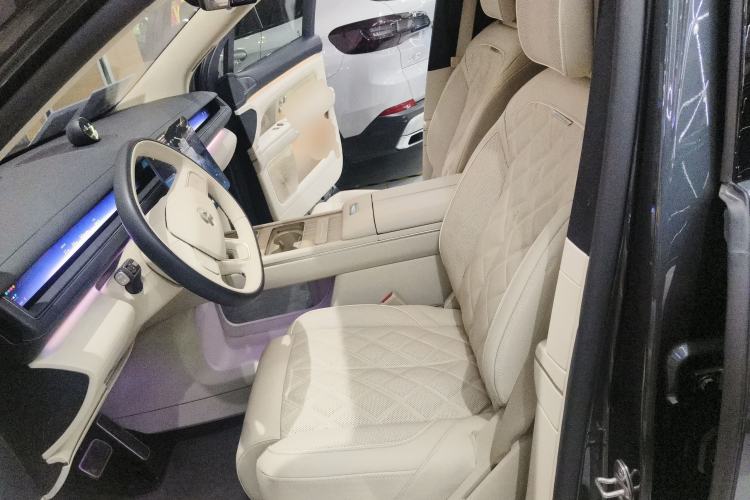 Used Nio ES8 2026 Model 6-seat Executive Signature Edition
