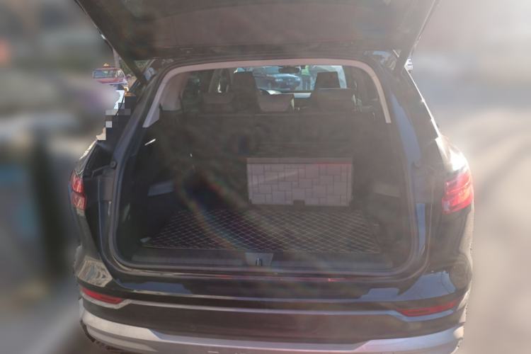 Used Audi Q5 e-tron 2023 40 e-tron Shining Edition Brocade Suit