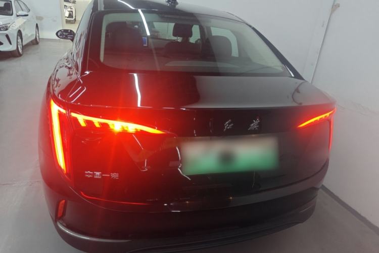 Used Hongqi E-QM5 2023 Base Travel Edition